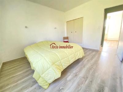 Louer Maison Pouan-les-vallees 780 euros
