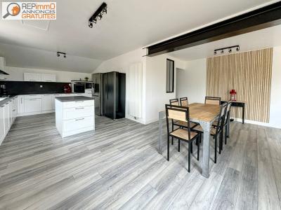 For sale Rom 7 rooms 240 m2 Deux sevres (79120) photo 2