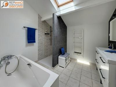 For sale Rom 7 rooms 240 m2 Deux sevres (79120) photo 4