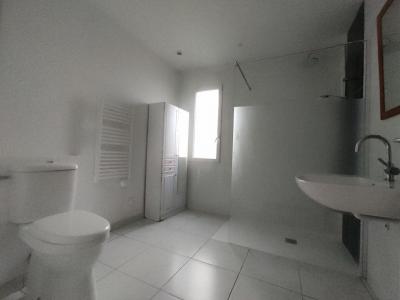 For sale Cerizay 3 rooms 71 m2 Deux sevres (79140) photo 4