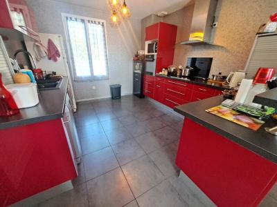 For sale Montignac-charente 4 rooms 92 m2 Charente (16330) photo 3