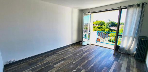Acheter Appartement 53 m2 Montlucon