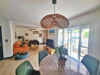 For sale Six-fours-les-plages 5 rooms 120 m2 Var (83140) photo 4
