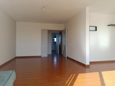 For sale Fos-sur-mer 3 rooms 80 m2 Bouches du Rhone (13270) photo 2