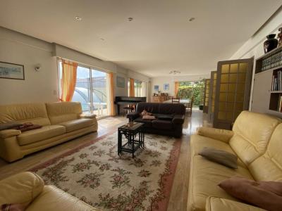 For sale Saint-vincent-sur-jard 9 rooms 213 m2 Vendee (85520) photo 1
