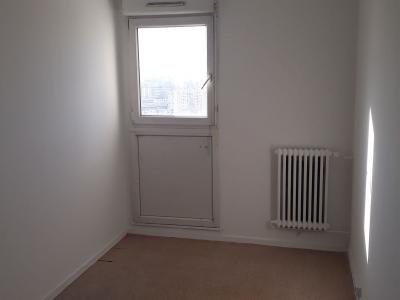 For sale Marseille-10eme-arrondissement 4 rooms 71 m2 Bouches du Rhone (13010) photo 4