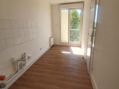 For sale Marseille-11eme-arrondissement 2 rooms 51 m2 Bouches du Rhone (13011) photo 2