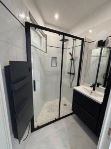 For rent Melun 1 room 24 m2 Seine et marne (77000) photo 2