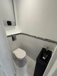 For rent Melun 1 room 24 m2 Seine et marne (77000) photo 3