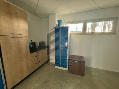 For rent Pessac 561 m2 Gironde (33600) photo 3