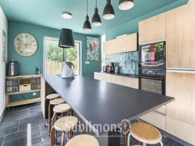 For sale Muzillac 8 rooms 207 m2 Morbihan (56190) photo 4