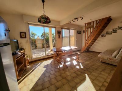 For sale 50 MTRES DE LA PLAGE 4 rooms 70 m2 Herault (34420) photo 3