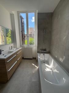 For sale 19 RUE CLRISSEAU 3 rooms 73 m2 Gard (30000) photo 1