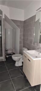 For sale CENTRE VILLE 2 rooms 37 m2 Herault (34340) photo 4