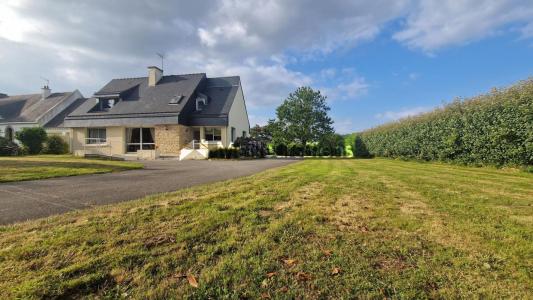 For sale Locmine 5 rooms 136 m2 Morbihan (56500) photo 1