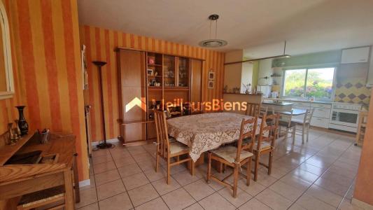 For sale Locmine 5 rooms 136 m2 Morbihan (56500) photo 4