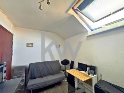 For sale Reims 1 room 12 m2 Marne (51100) photo 0
