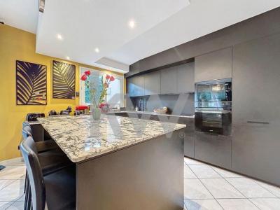 For sale Taissy 7 rooms 253 m2 Marne (51500) photo 4