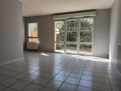 For sale Alba-la-romaine 3 rooms 71 m2 Ardeche (07400) photo 2