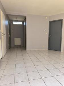 For sale Alba-la-romaine 3 rooms 71 m2 Ardeche (07400) photo 3