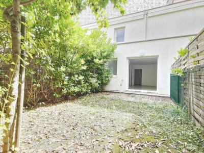 For sale Villeurbanne 3 rooms 75 m2 Rhone (69100) photo 2