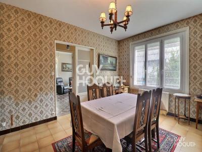 For sale Surgeres 6 rooms 140 m2 Charente maritime (17700) photo 2