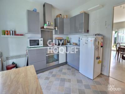For sale Surgeres 3 rooms 80 m2 Charente maritime (17700) photo 3