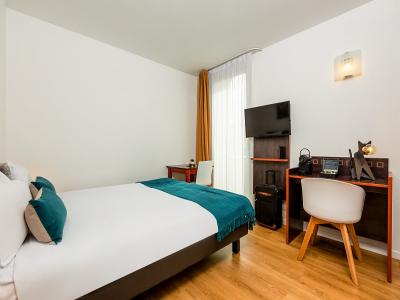 For sale Charenton-le-pont 2 rooms 32 m2 Val de Marne (94220) photo 2