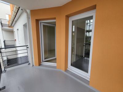 For sale Sable-sur-sarthe 3 rooms 79 m2 Sarthe (72300) photo 3