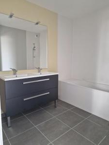 Louer Appartement Saran 779 euros