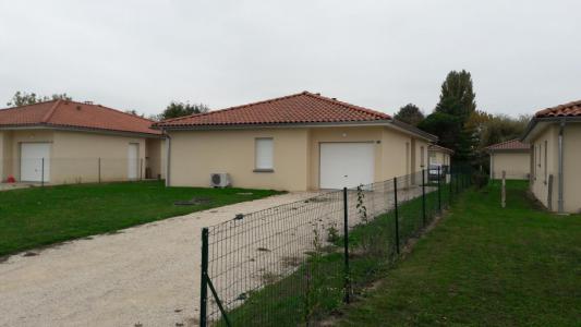 For rent Saint-jean-sur-reyssouze 4 rooms 85 m2 Ain (01560) photo 0