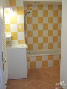Louer Appartement Montbeliard 557 euros