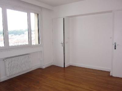 Louer Appartement 106 m2 Saint-etienne