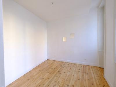 For rent Saint-etienne 2 rooms 57 m2 Loire (42000) photo 2