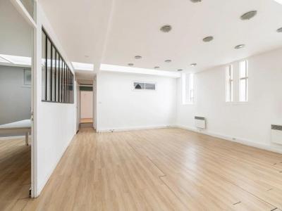 For sale Paris-15eme-arrondissement 7 rooms 219 m2 Paris (75015) photo 1