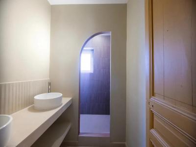 For sale Marseille-4eme-arrondissement 3 rooms 55 m2 Bouches du Rhone (13004) photo 2