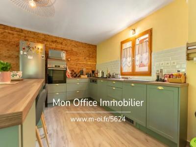 For sale Embrun 4 rooms 86 m2 Hautes alpes (05200) photo 2