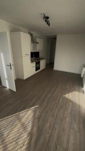For rent Pessac 3 rooms 49 m2 Gironde (33600) photo 2