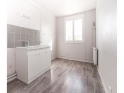 For rent Chalon-sur-saone 4 rooms 75 m2 Saone et loire (71100) photo 2