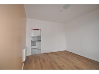 For rent Troyes 1 room 24 m2 Aube (10000) photo 1