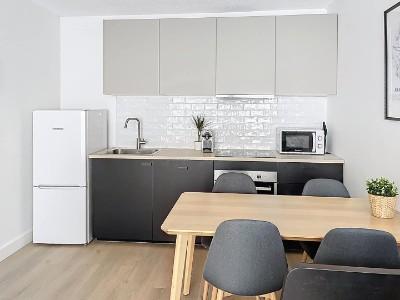 For rent Aix-en-provence 2 rooms 40 m2 Bouches du Rhone (13090) photo 0