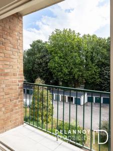 For sale Lille 3 rooms 57 m2 Nord (59800) photo 1