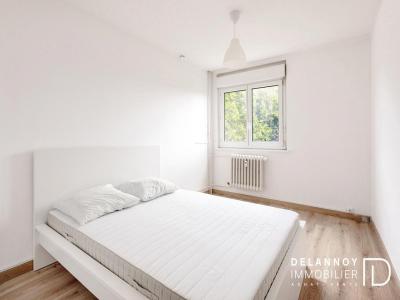 For sale Lille 3 rooms 57 m2 Nord (59800) photo 4
