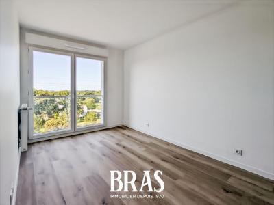 For sale Saint-ave 4 rooms 101 m2 Morbihan (56890) photo 3