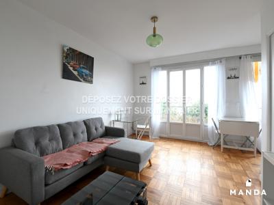 For rent Suresnes 2 rooms 33 m2 Hauts de Seine (92150) photo 2