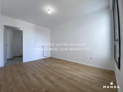 For rent Clamart 2 rooms 46 m2 Hauts de Seine (92140) photo 2