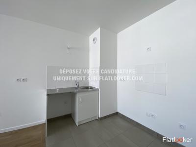 For rent Clamart 2 rooms 46 m2 Hauts de Seine (92140) photo 4