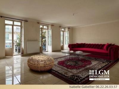For sale Vichy 3 rooms 126 m2 Allier (03200) photo 2