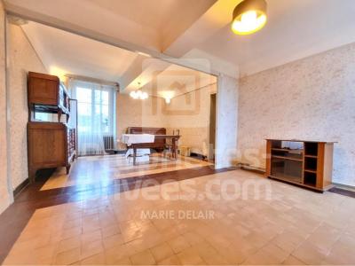 For sale Lere 3 rooms 72 m2 Cher (18240) photo 3