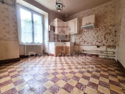 For sale Lere 3 rooms 72 m2 Cher (18240) photo 4